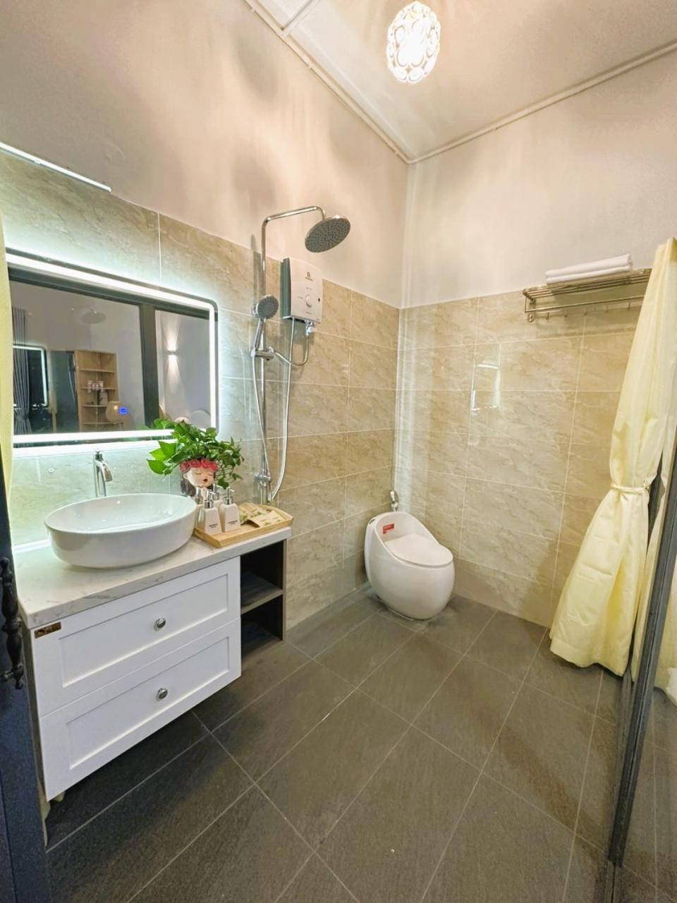 6Even Hotel - Have A Staycation In The Cafe Apartments Building Ho Chi Minh-byen Eksteriør bilde